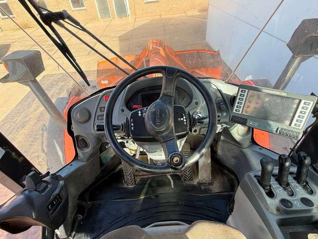 Hitachi ZW250-6 - CDC / 3rd Function / Auto Greasing Foto 9