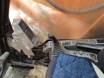 Doosan D520LC vendida por Omeco Spa