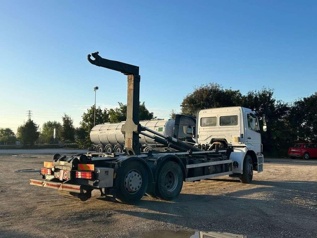Mercedes-Benz Camion con gancho Foto 8