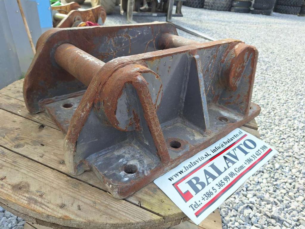 UNI80 for 20-25 ton excavators Attachment plate Foto 1