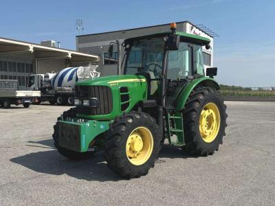 John Deere 6100D Foto 1