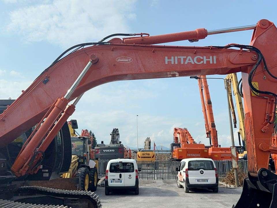 Hitachi ZX350LCN-6 Foto 11