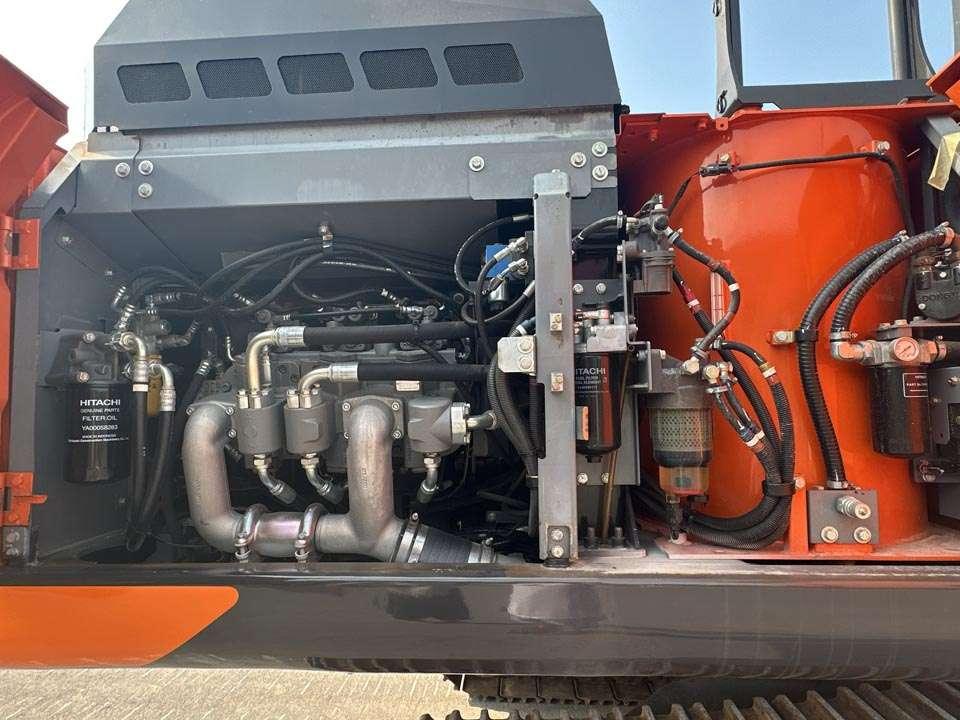 Hitachi ZX350LCN-6 Foto 6