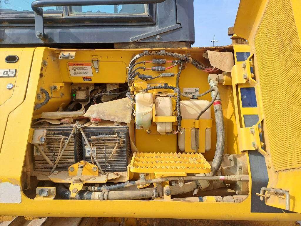 Komatsu D61PXi-24 Foto 16