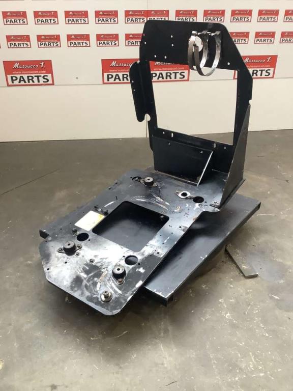 Soporte motor para JLG LIFT 450 AJ Foto 3