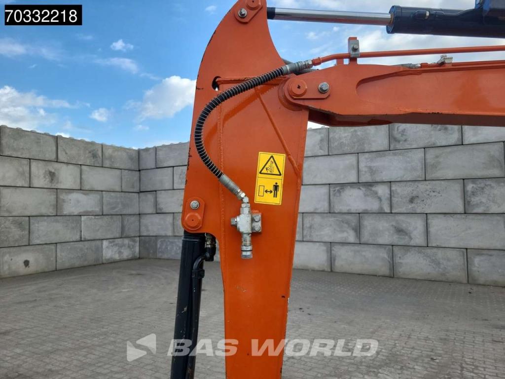 Hitachi ZX33 U-6 CLR A/C - 3 Buckets Foto 10
