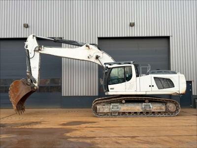 Liebherr R950 SHD (R945 / R946) vendida por Big Machinery