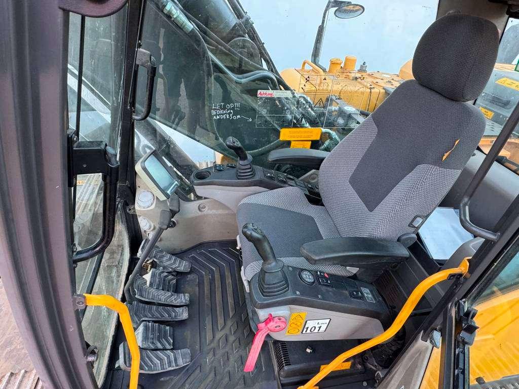 Volvo EC180DL - Triple Boom / Hammer Lines Foto 8