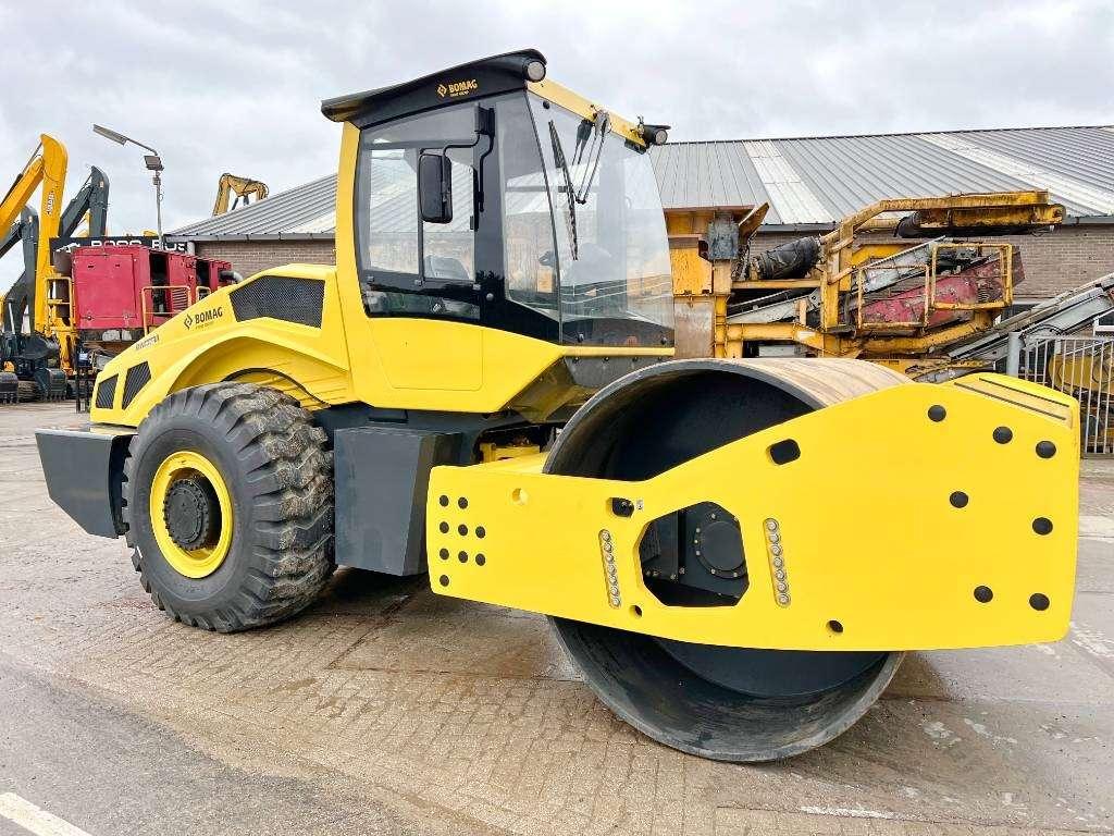 Bomag BW226-5CL - New / Unused Foto 6