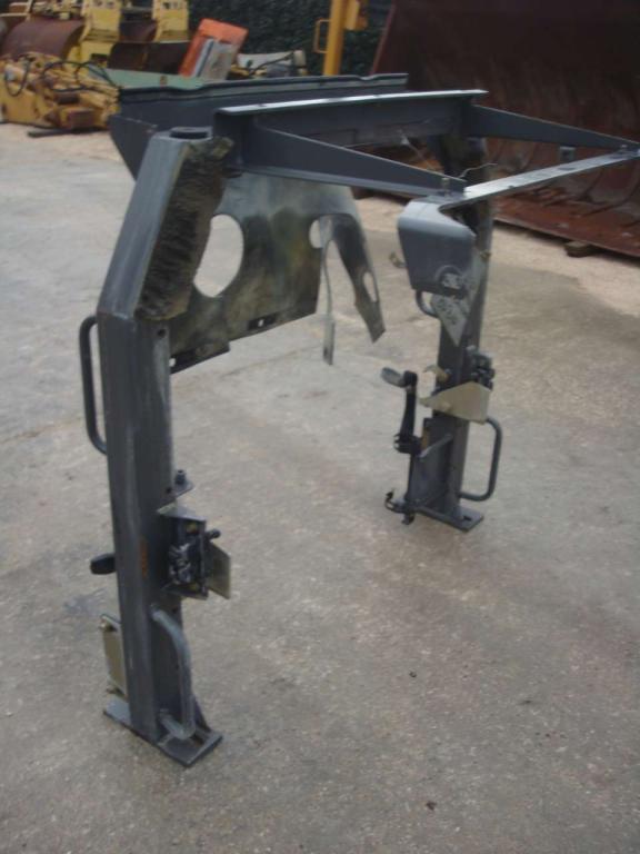 Soporte para radiador para Hitachi ZW310 Foto 2