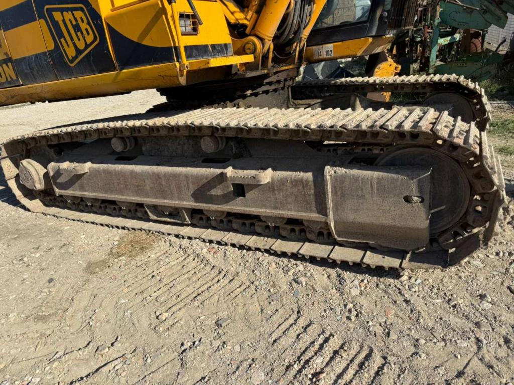 JCB 220 Foto 3