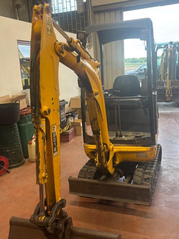 JCB 8016 Foto 1