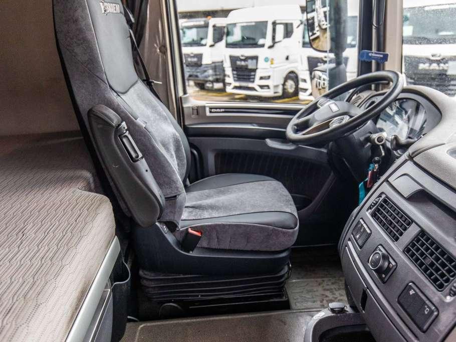 Daf XF 450-6x2 Foto 15