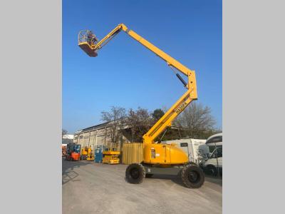 Haulotte HA20PX vendida por Centro Usato Srl