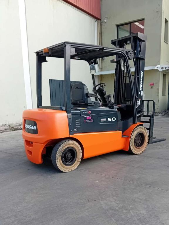 Doosan B50X-5 Foto 4