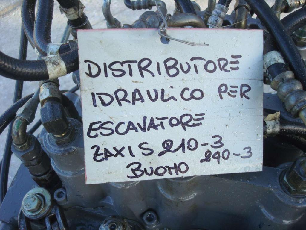 Distribuidor hidraulico para ZAXIS 210.3  E 240.3 Foto 4