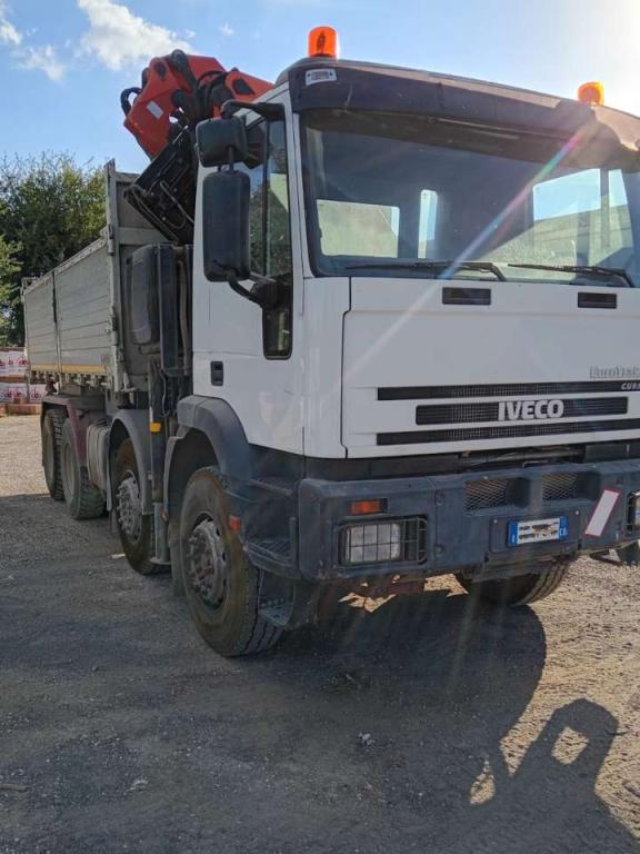 Iveco 410E44H Foto 4