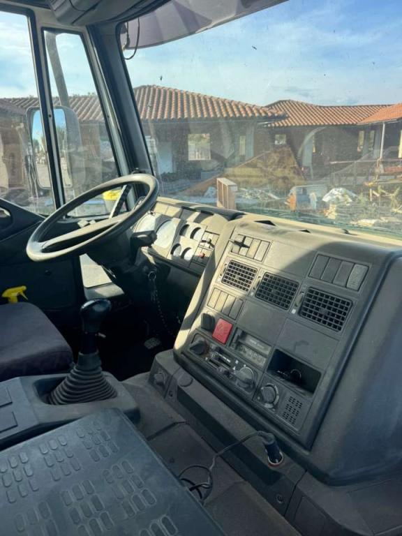Iveco 410E44H Foto 9