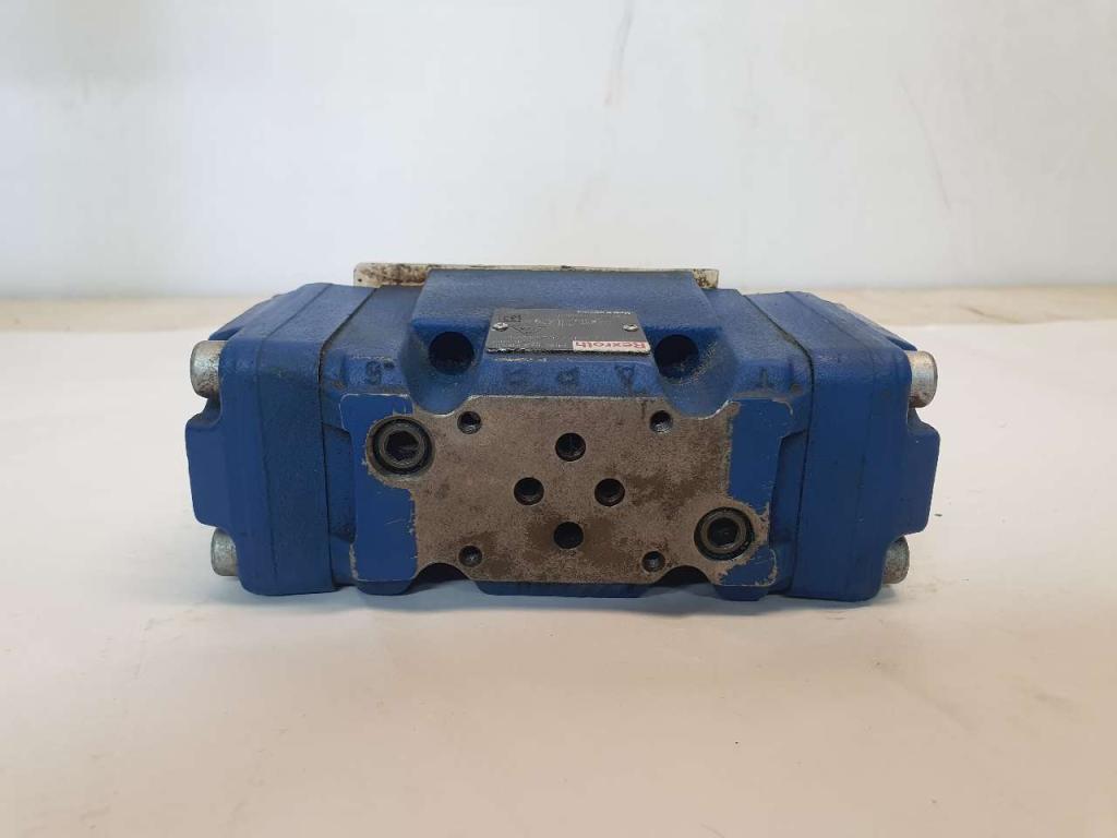 Rexroth 4WEH 10 G46/6EG224DAL Foto 2
