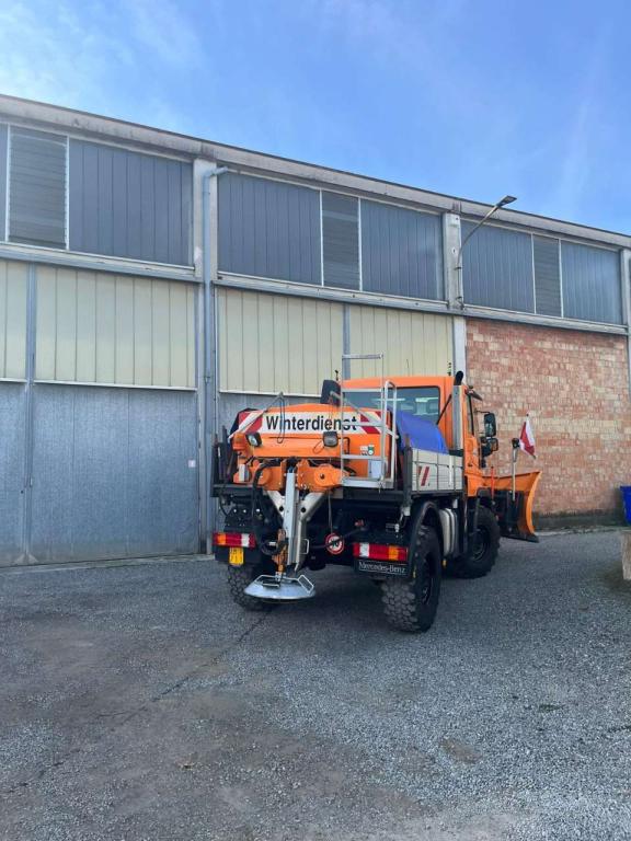 Unimog U300 Foto 2