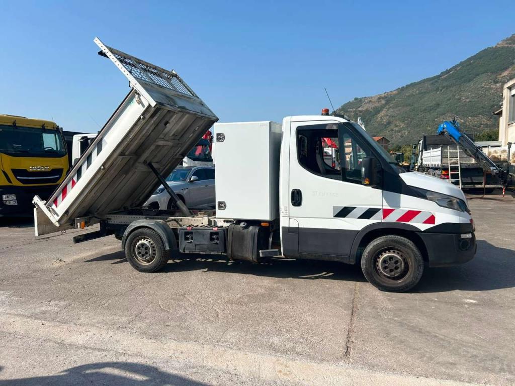 Iveco DAILY 35-120 Foto 21