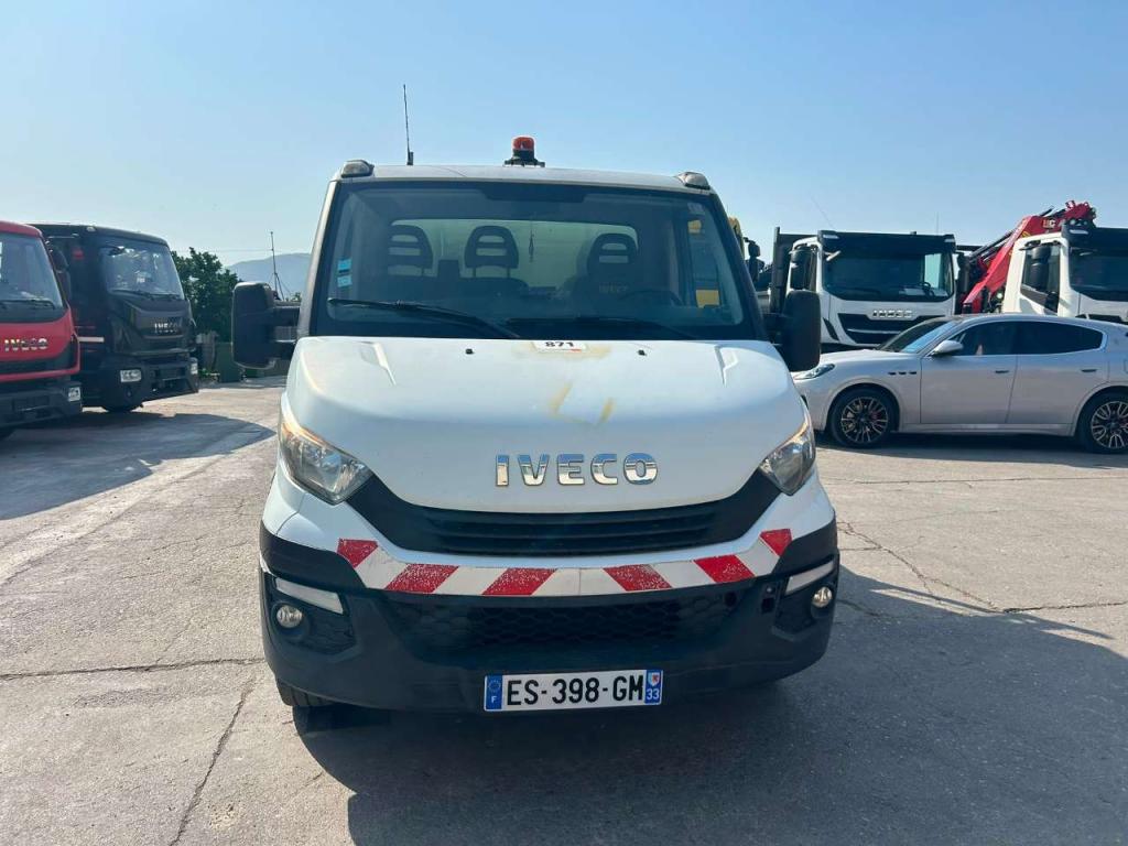 Iveco DAILY 35-120 Foto 25