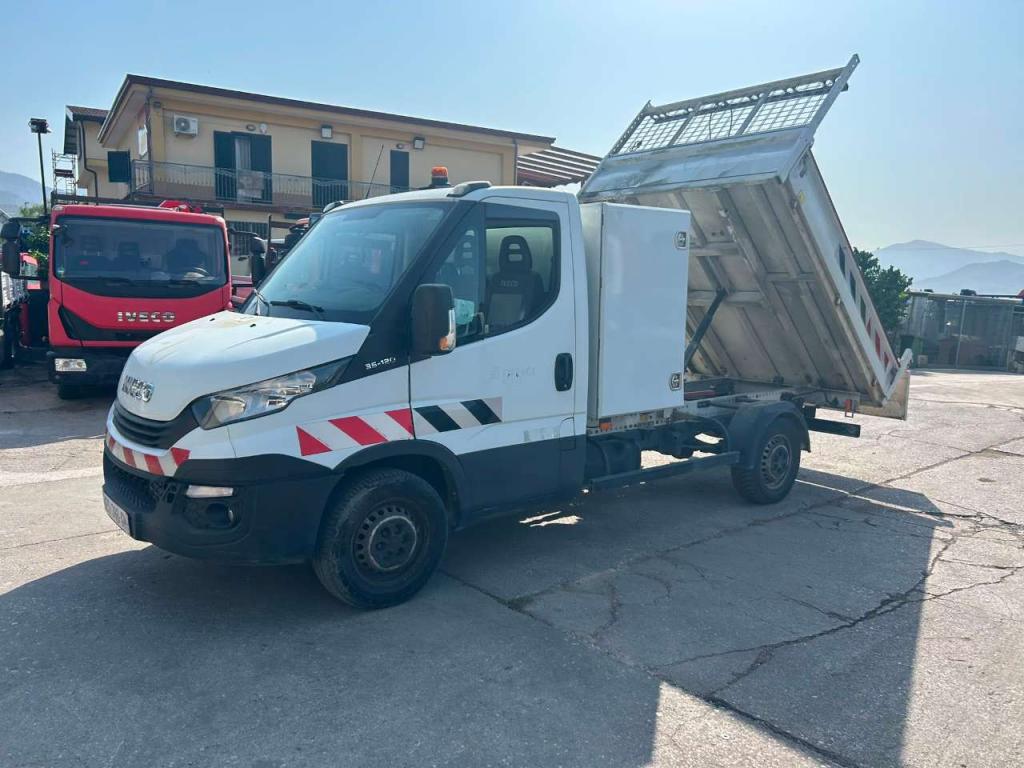 Iveco DAILY 35-120 Foto 3