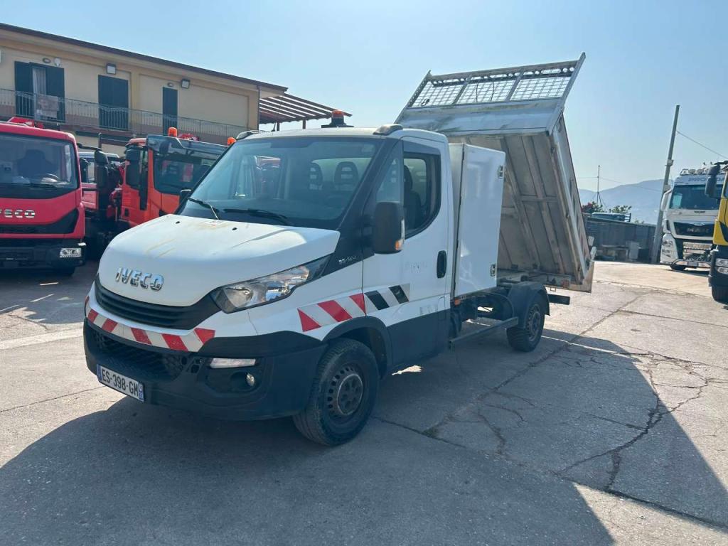 Iveco DAILY 35-120 Foto 4