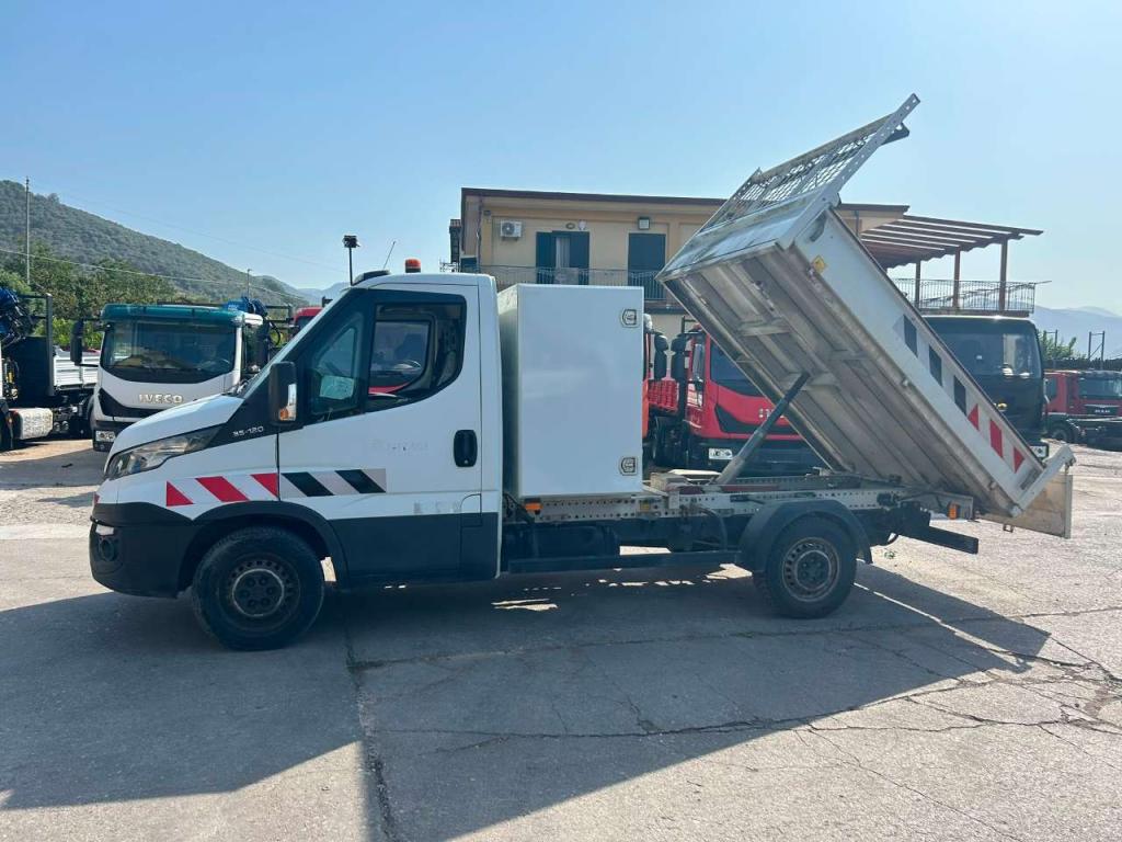 Iveco DAILY 35-120 Foto 9