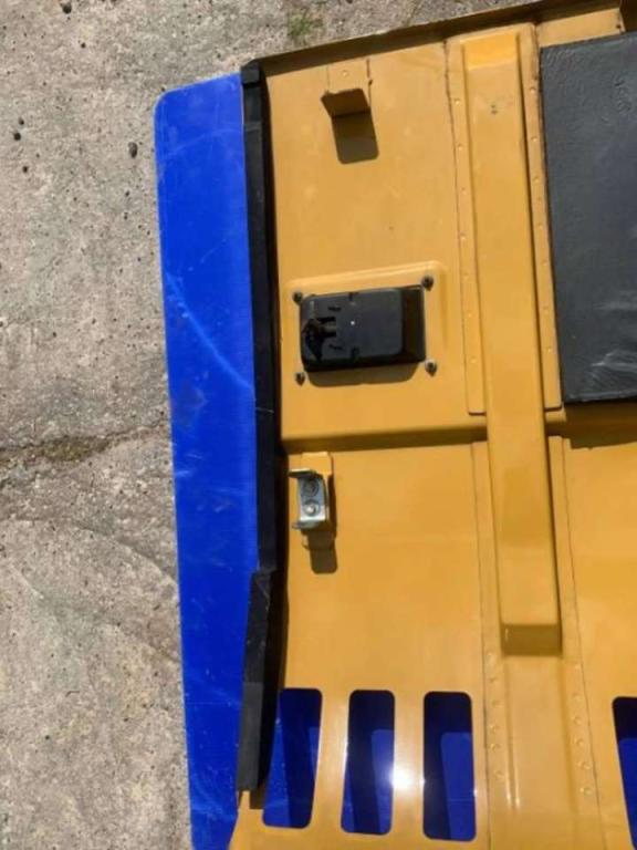 Caterpillar 323D Left Rear door Foto 4