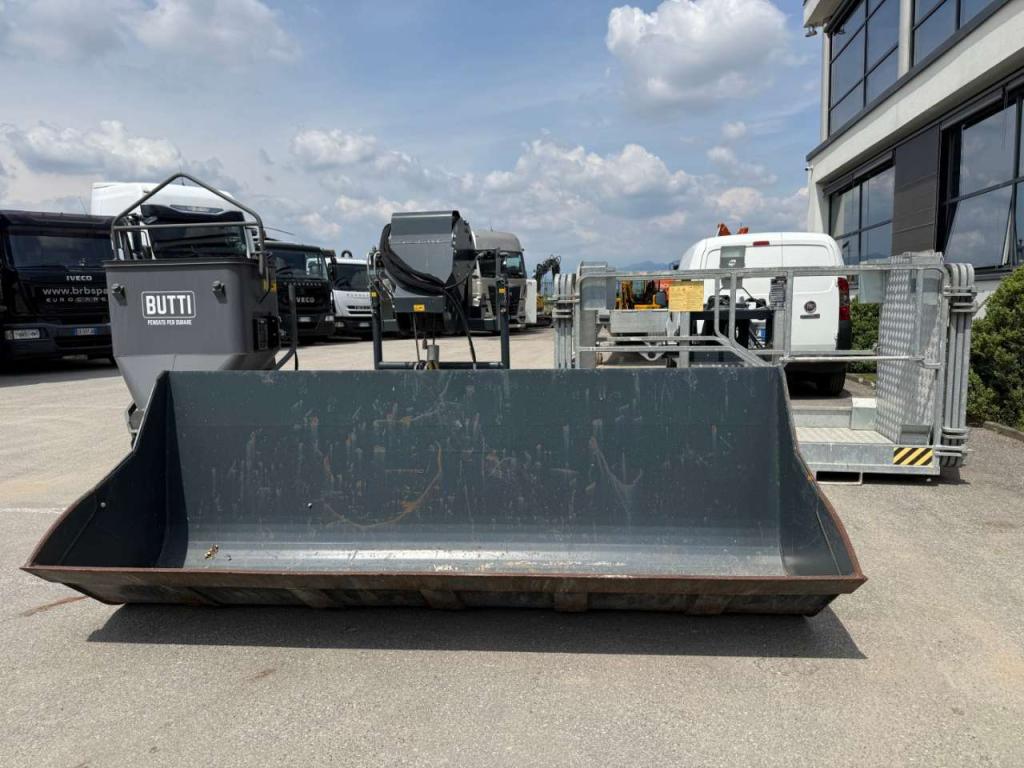 Magni RTH 5.25 SH-D/C Foto 12
