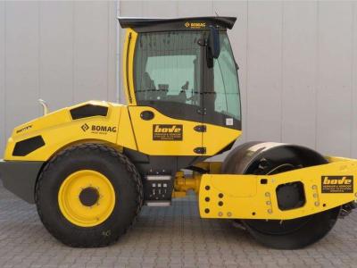 Bomag BW177 D-5 PL vendida por Bove Verhuur & Verkoop