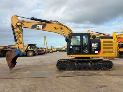 Caterpillar 323FLN vendida por Big Machinery