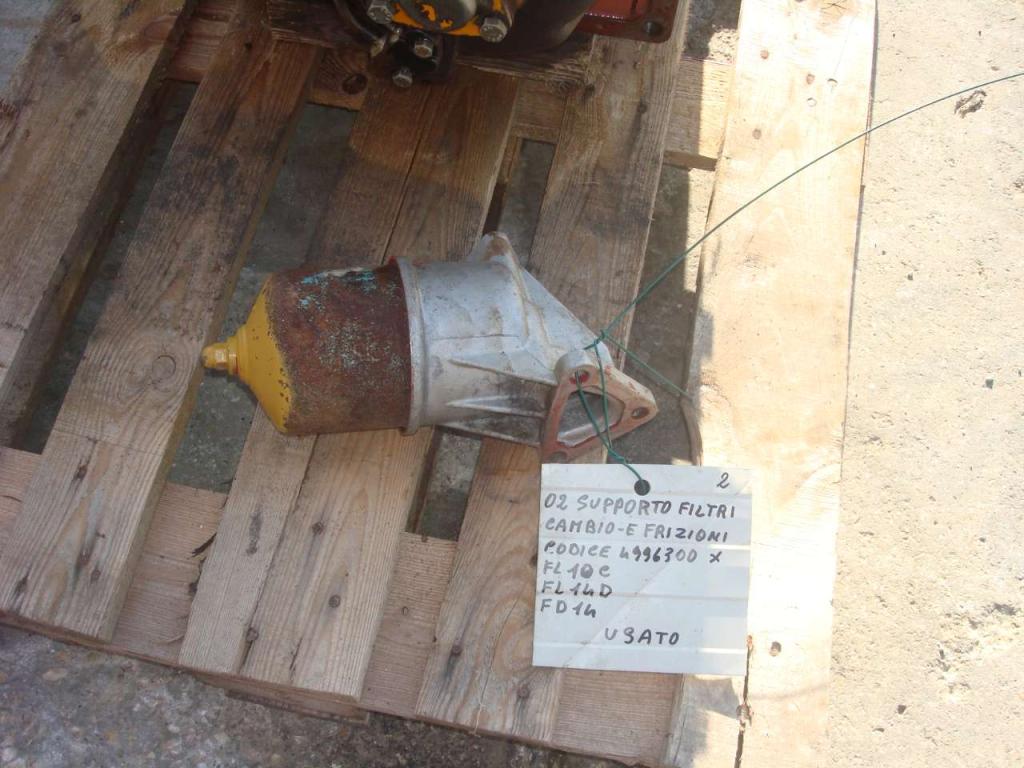 Soporte de filtro para Fiat Allis FD14-FL14D E FL10C Foto 1