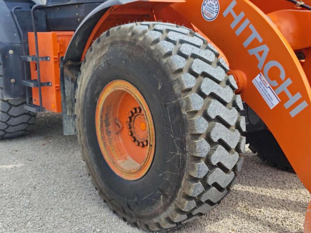 Hitachi ZW 180-6 Foto 15