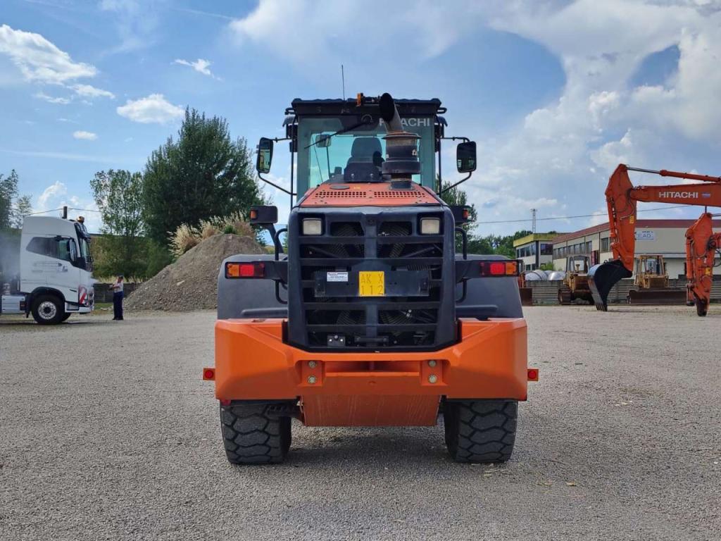 Hitachi ZW 180-6 Foto 4