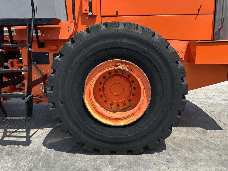 Hitachi LX210E Foto 7