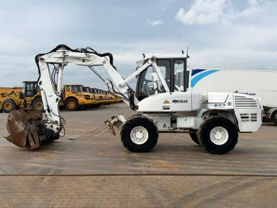 Mecalac 12MTX incl. 5 x bucket vendida por Big Machinery