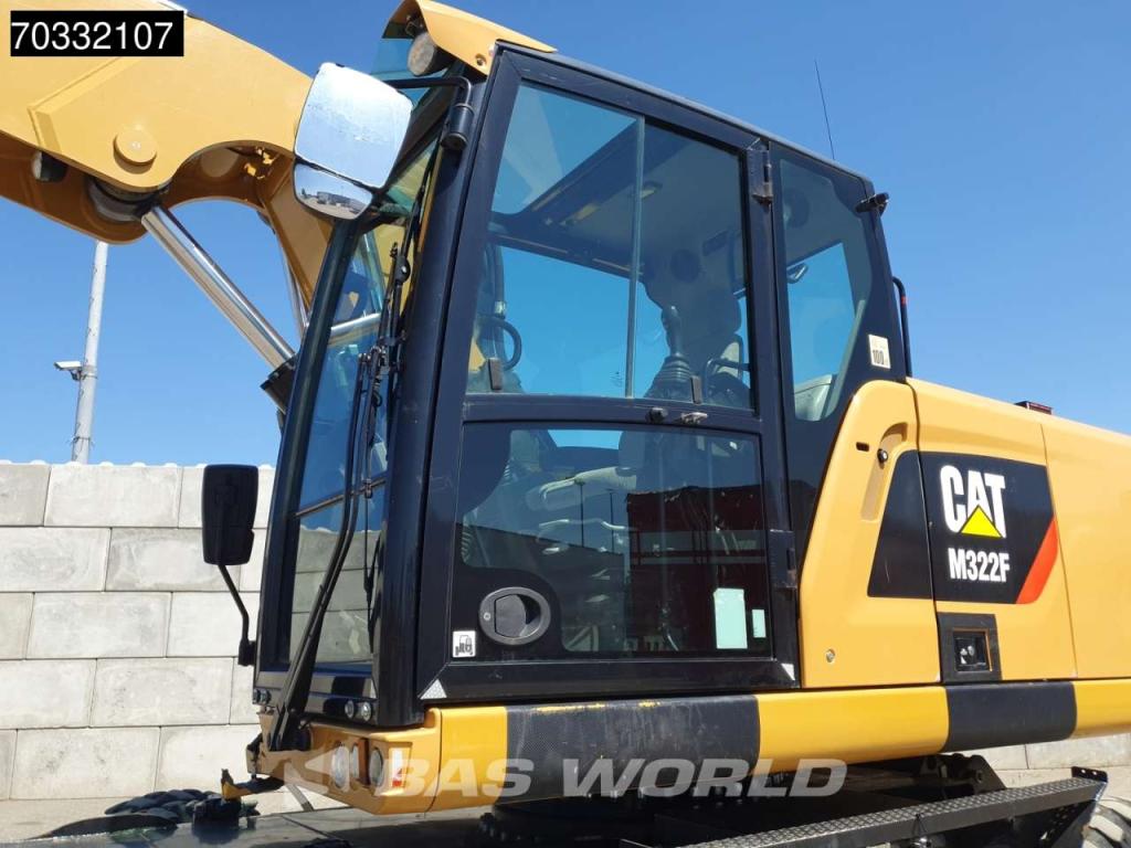 Caterpillar M322 F OUTRIGGERS + BLADE Foto 22