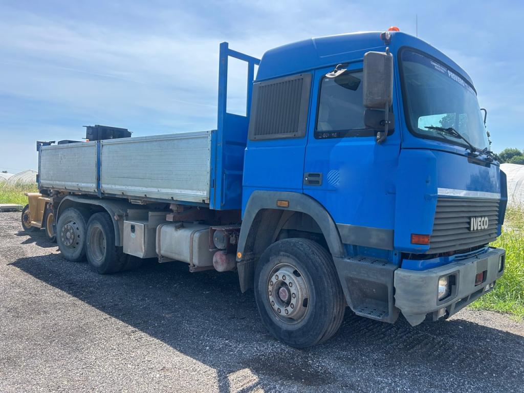 Iveco 240 36 Foto 2