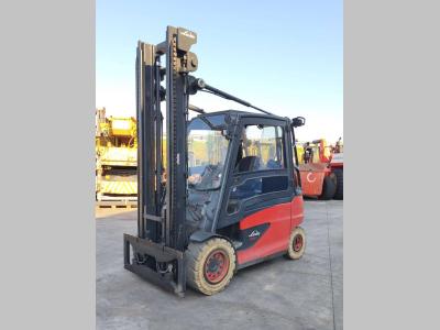 Linde E50HL-01/600 vendida por Uni.Trucks Srl