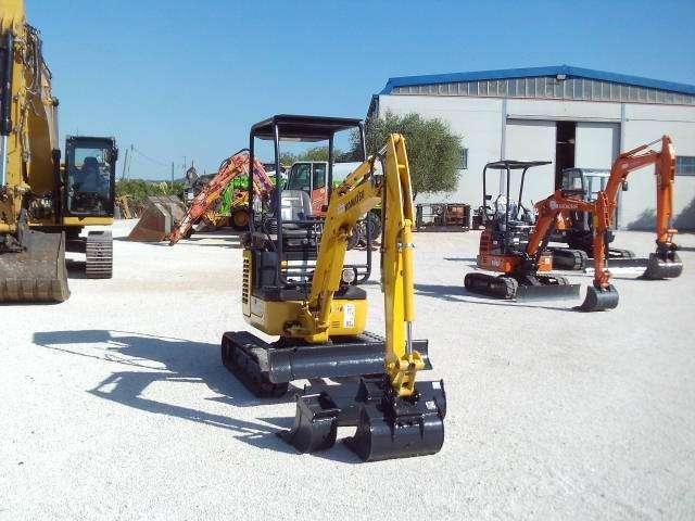 Komatsu PC16R-3HS Foto 6