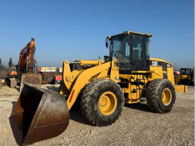 Caterpillar 938 GII vendida por MEK Srl