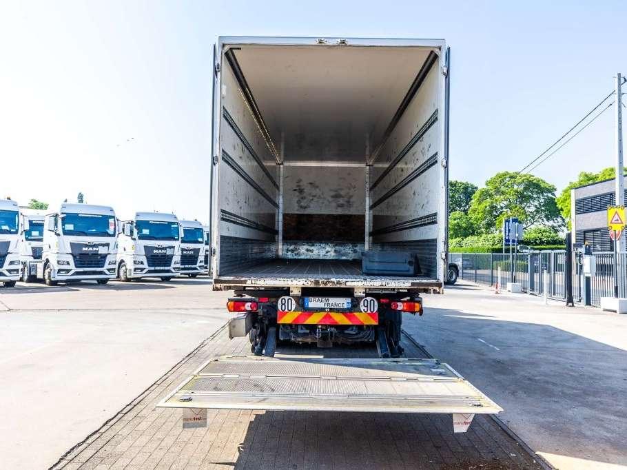 Renault D 320+HAYON BAR 2 T. Foto 10