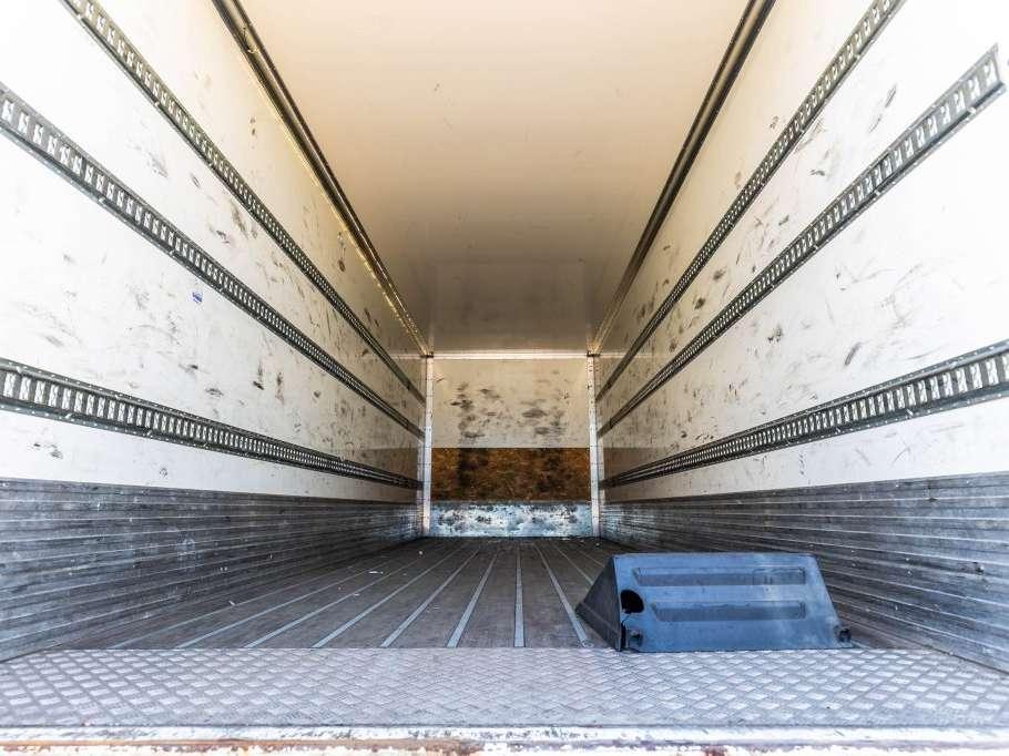 Renault D 320+HAYON BAR 2 T. Foto 11