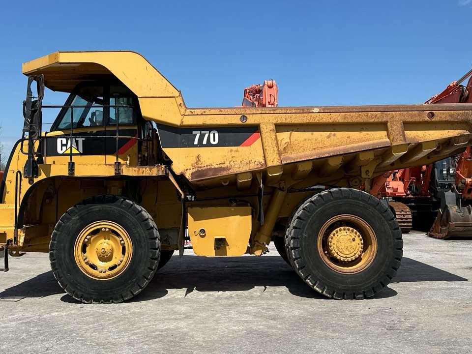 Caterpillar 770 Foto 2