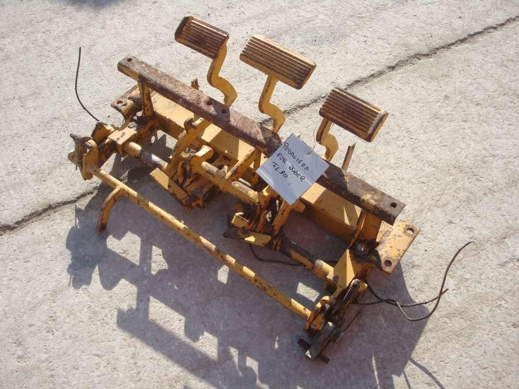 Pedalera para DOZER FL20 Foto 4