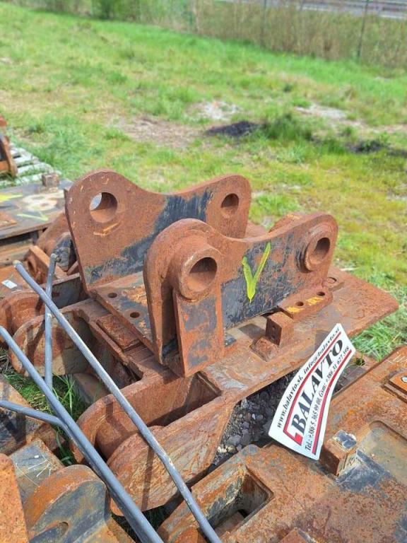 pin-on for 25-32 ton excavators Attachment plate Foto 5
