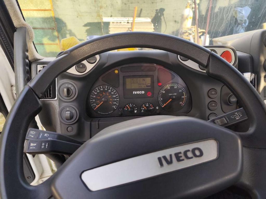 Iveco EUROCARGO ML100E22 Foto 11