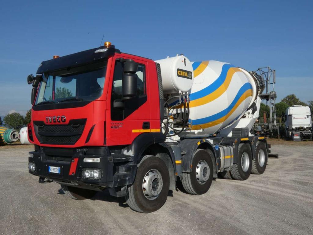 Iveco TRAKKER 450 Foto 1